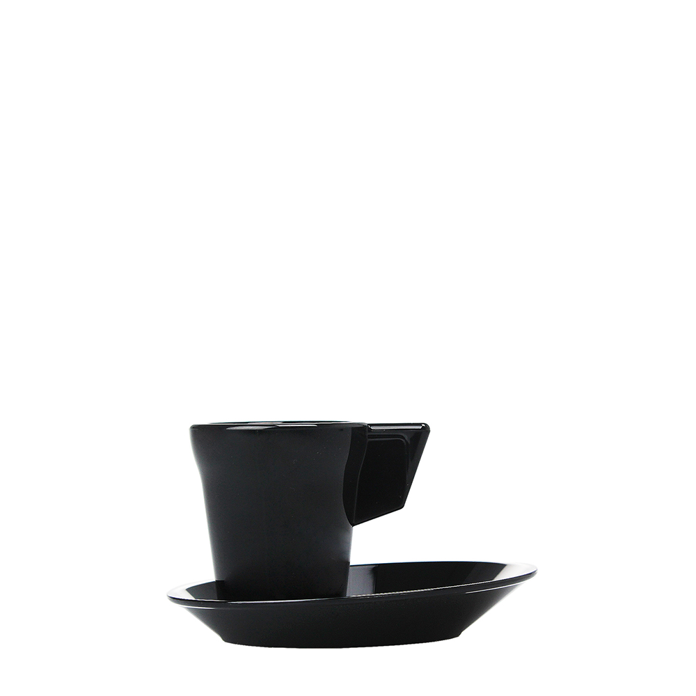 TACITA DE CAFÉ NEGRO EN PC CON PLATO